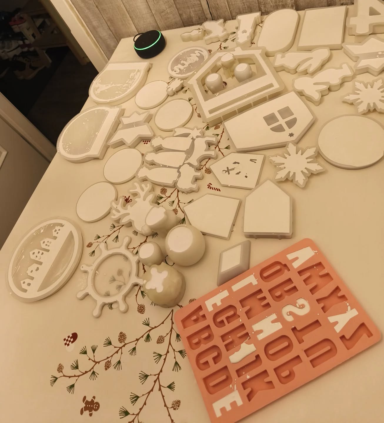 Fleißmeisenalarm 🤣

#kleenelady #diy #etsyshop #gießformen #keracraft