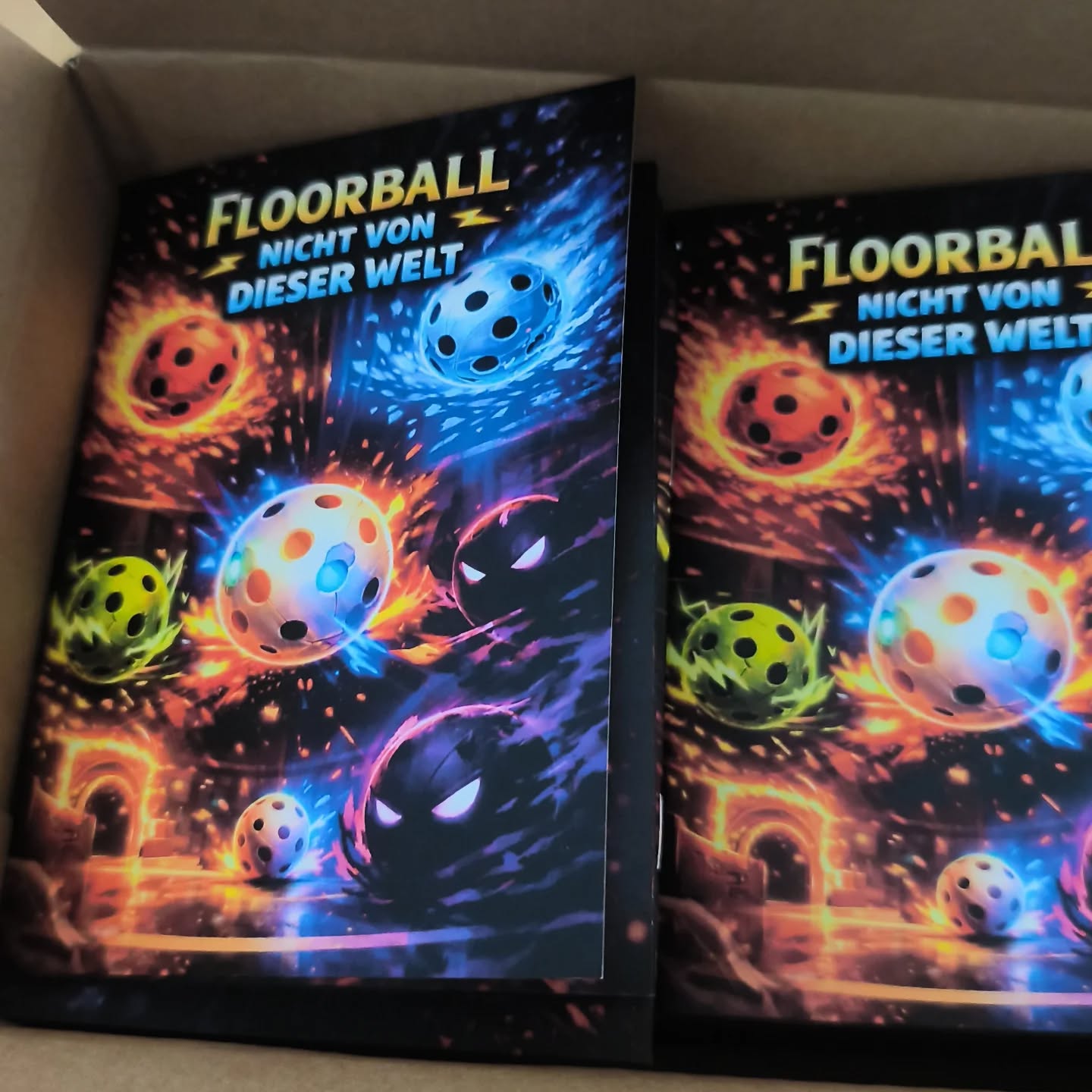 1/3 die ersten Bücher sind da. 

Sind auch schon im Shop 😃 

#kleeneladys #floorballbücher #floorballmalbücher #floorballliebe #etsyshop